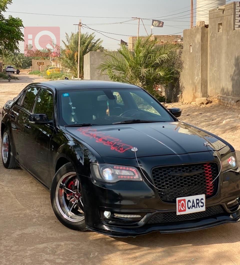 كرايسلر 300